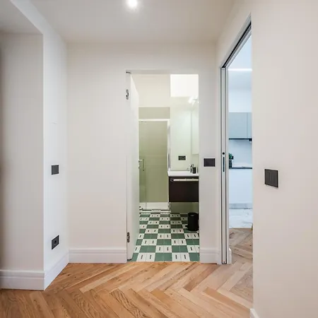 Spacious Apartment In Central Milan Next To Metro Exterior photo