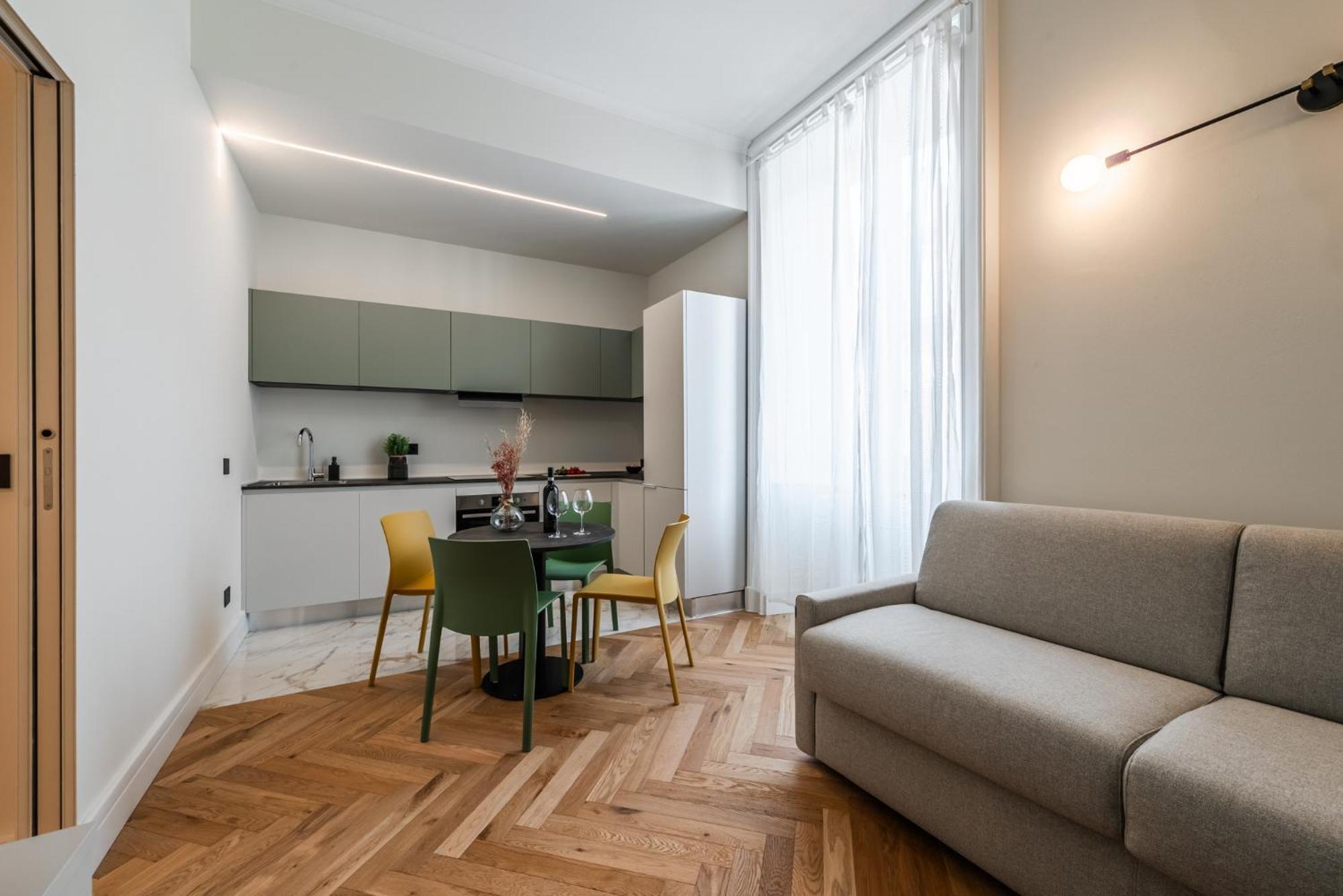 Spacious In Next To Metro Apartamento